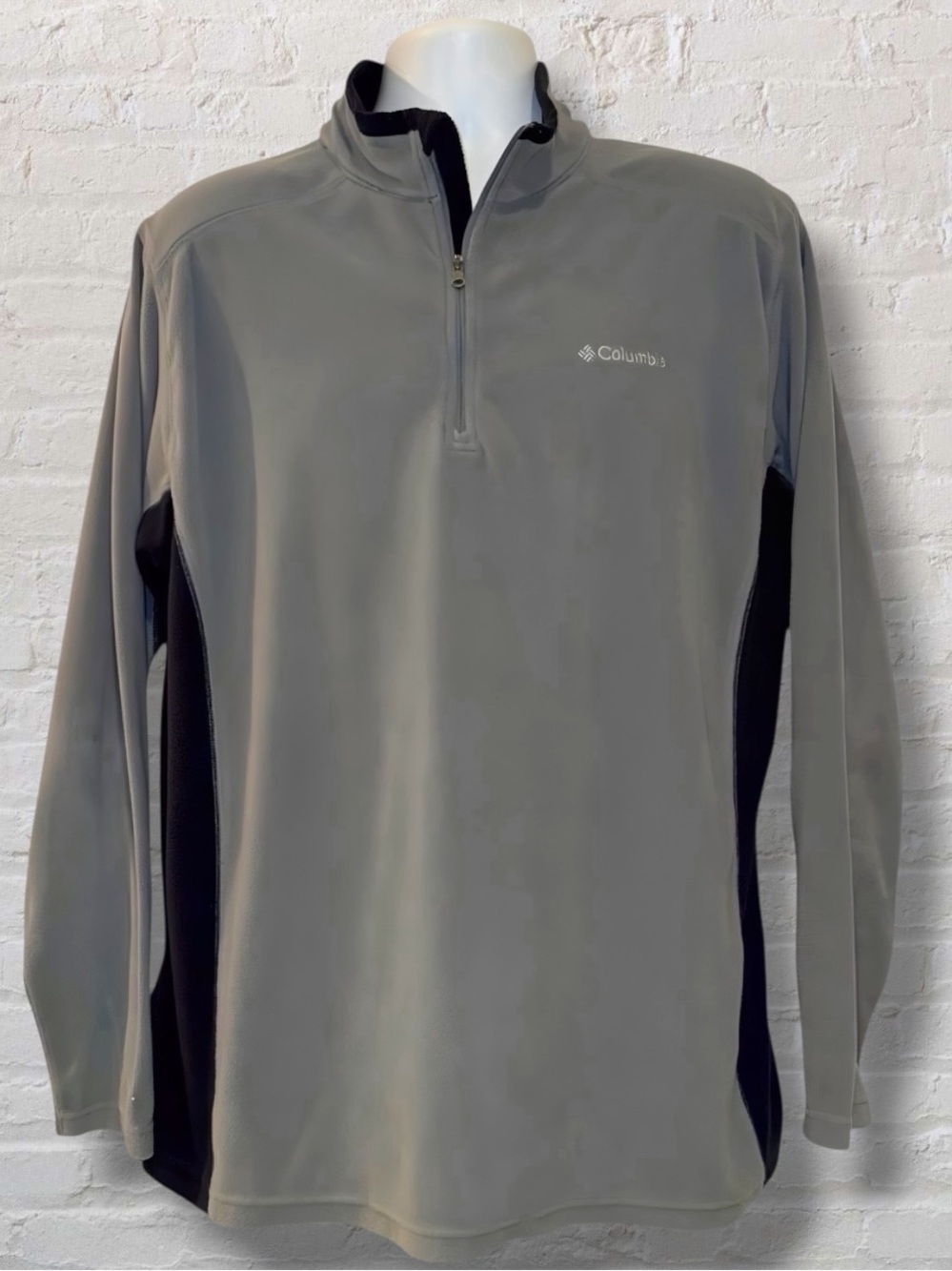 Columbia Men’s XL Quarter Zip Fleece Pullover Gray Black Contrast Panels